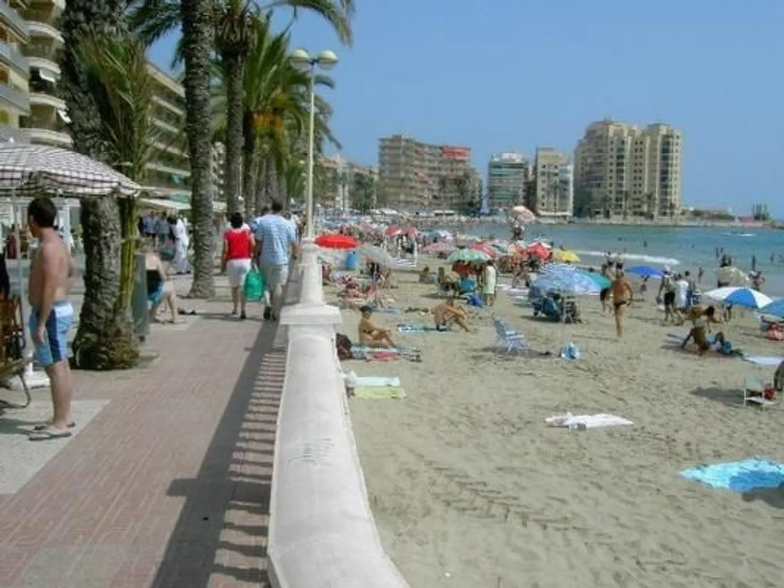 "Yovalu1" mit Balkon-Dehors