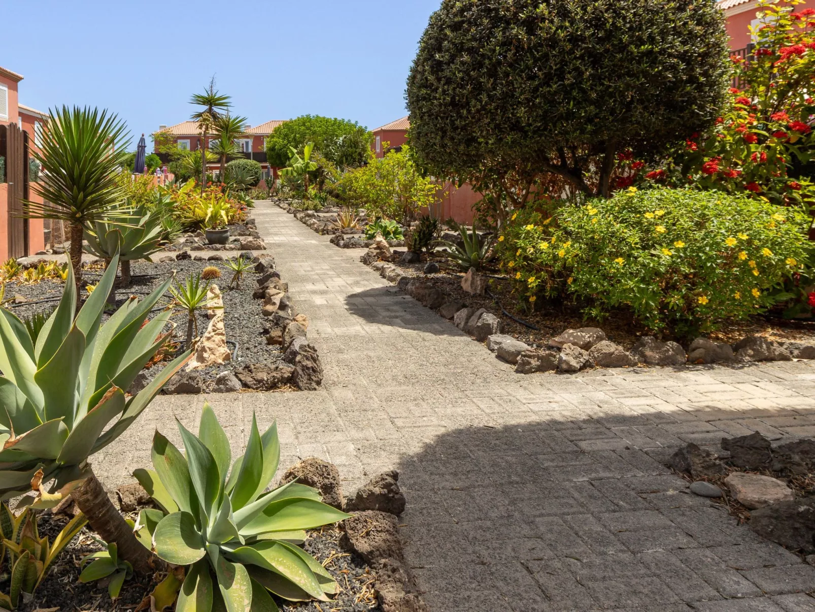 Private Terrasse, Schwimmbad, Parkplatz, Wi-Fi, TvSat-Outside