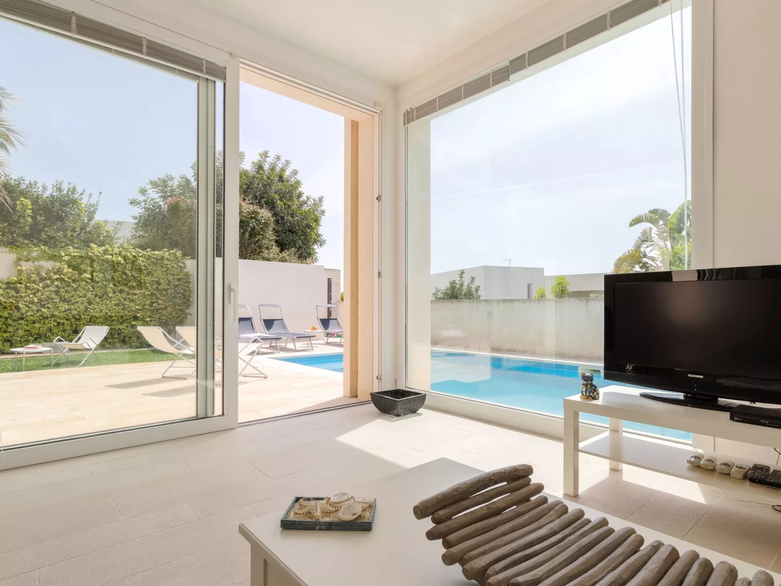 In Ragusa mit Möblierter Terrasse-Outside