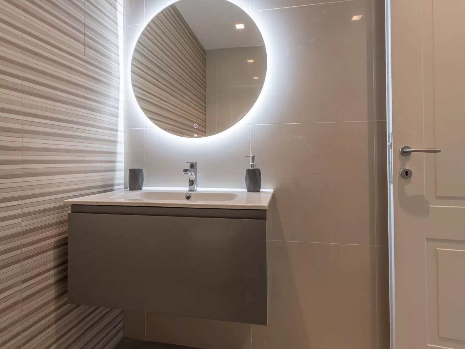 Villaflair - Bensa contemporary - Inside