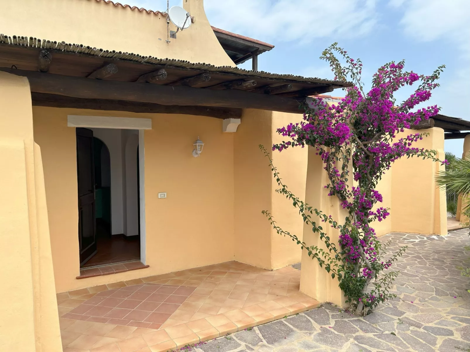 Villa Camilla-Image-tags.info