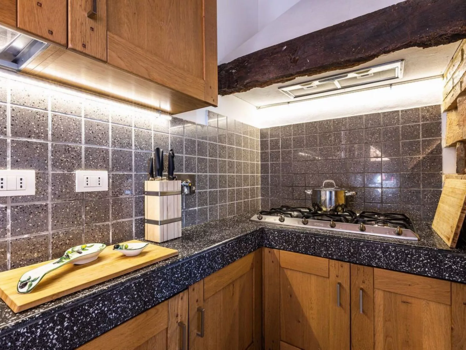 Villa Cantuccio-Image-tags.info