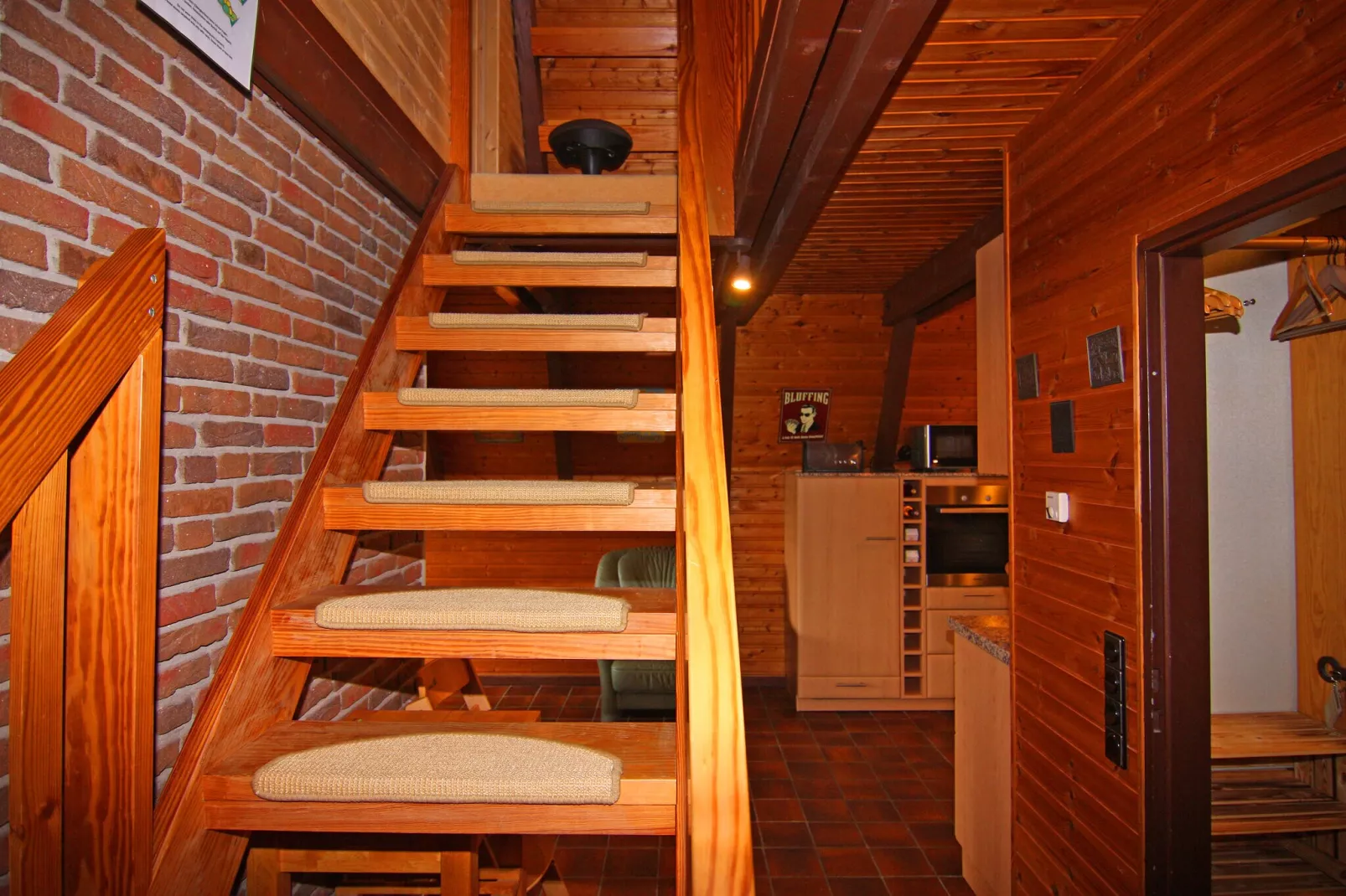 Nurdachhaus-Landing