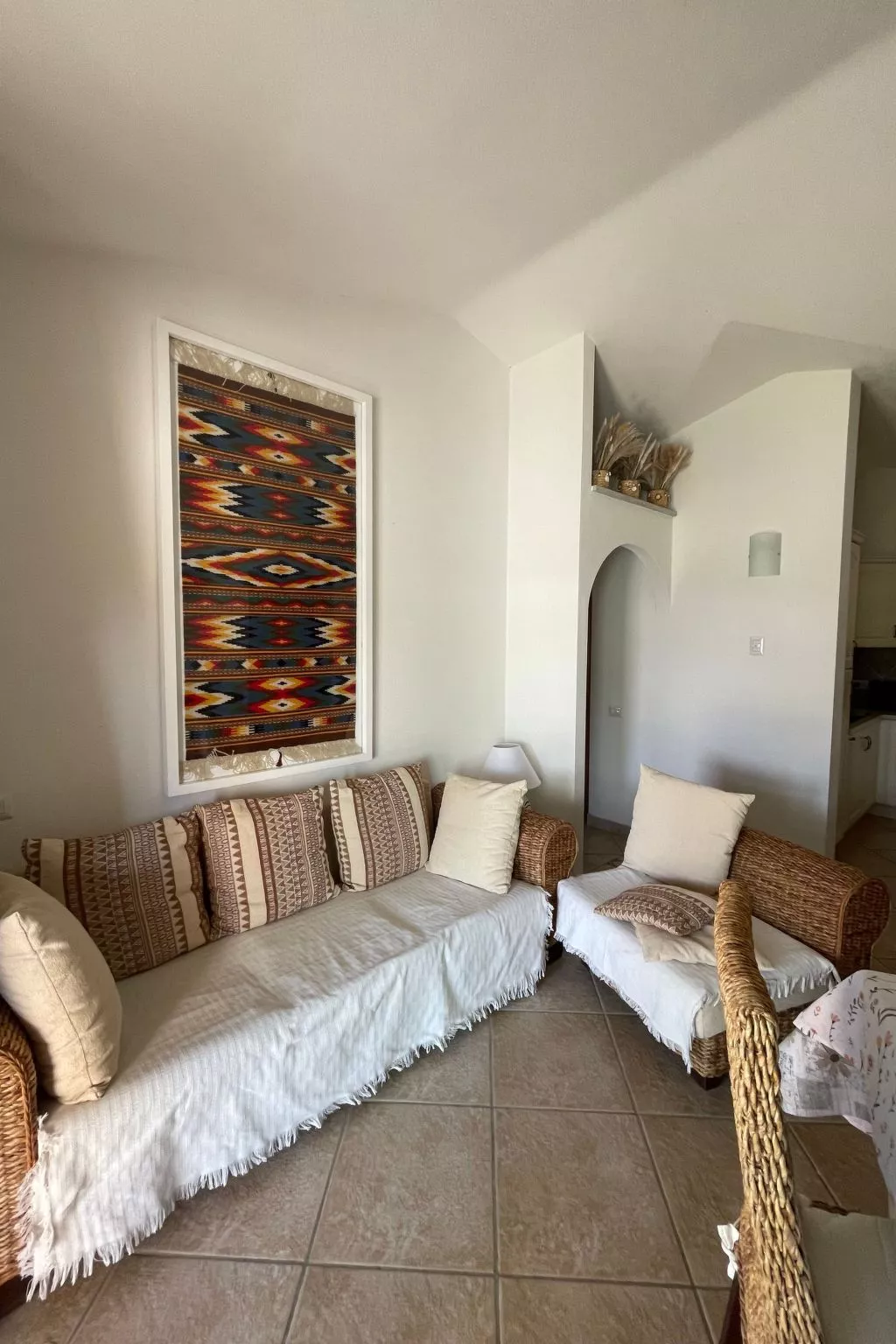 Haus 1 Kilometer vom Strand von Porto Ainu entfernt-Image-tags.info