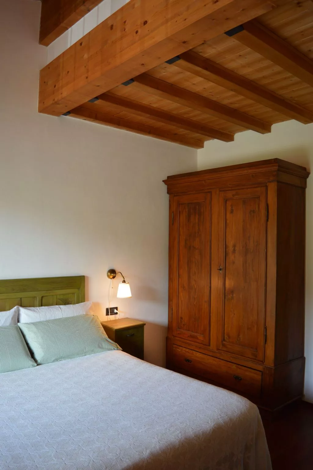 Wohnung mit Blick auf den Gardasee-Drinnen