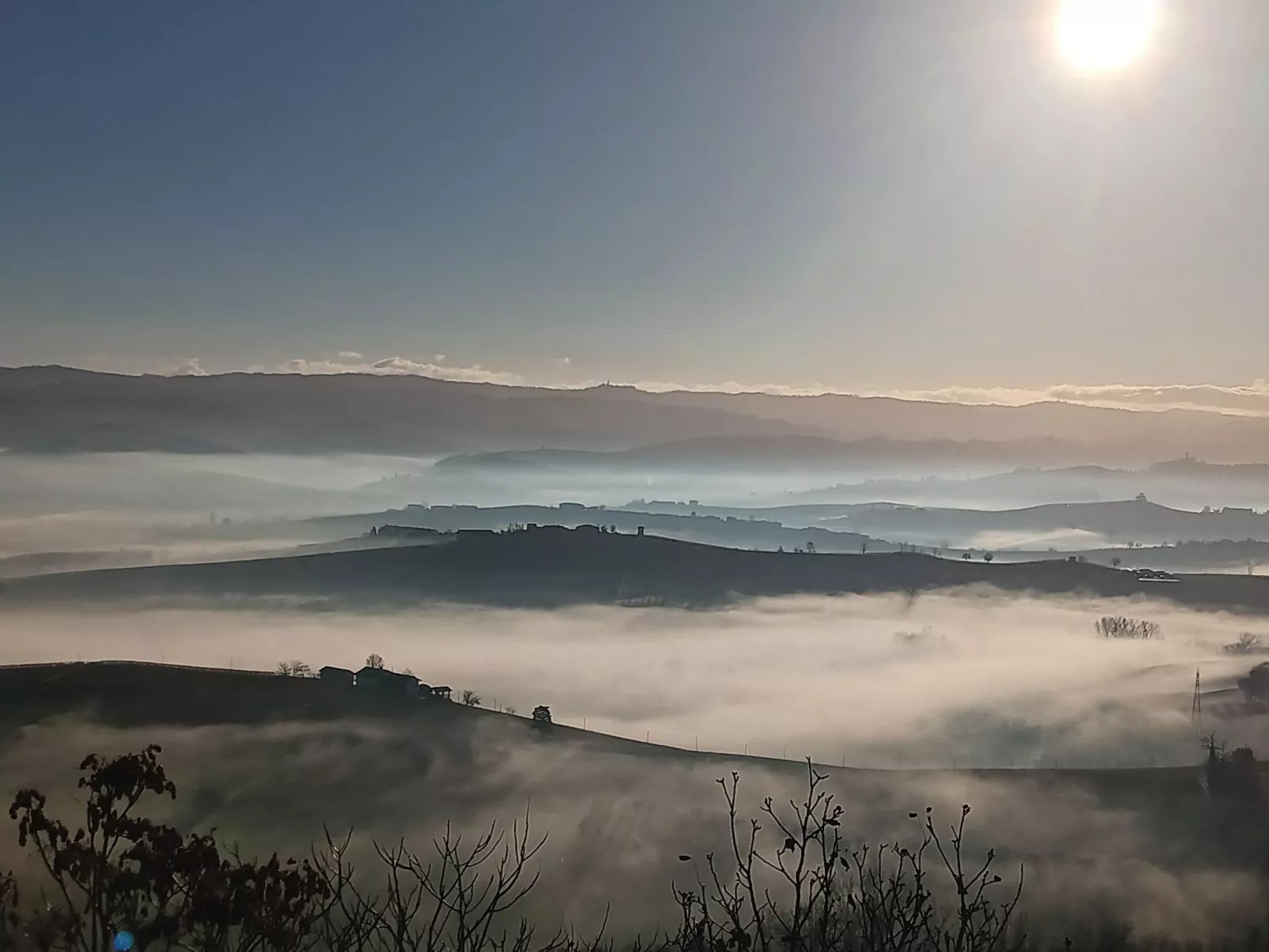 In Verduno mit Gemeinschaftspool-Dehors