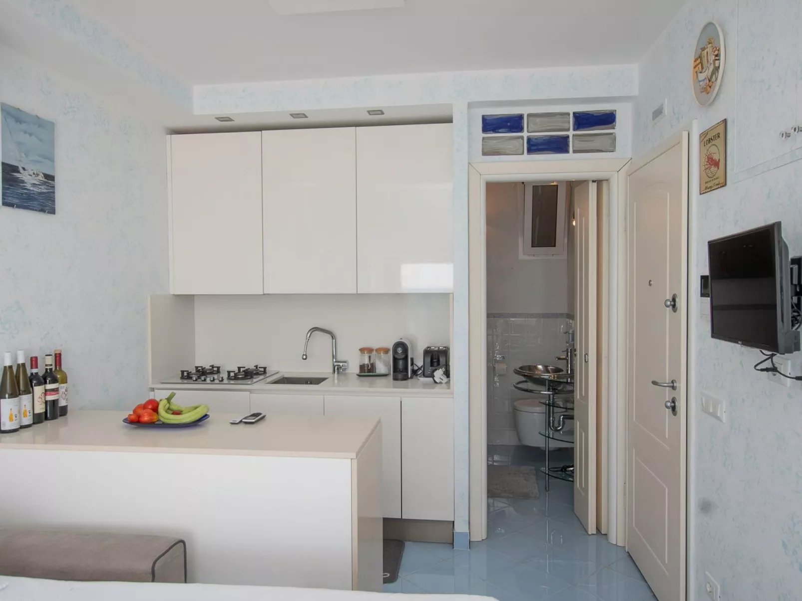 Alba Jachthafen-Dedans