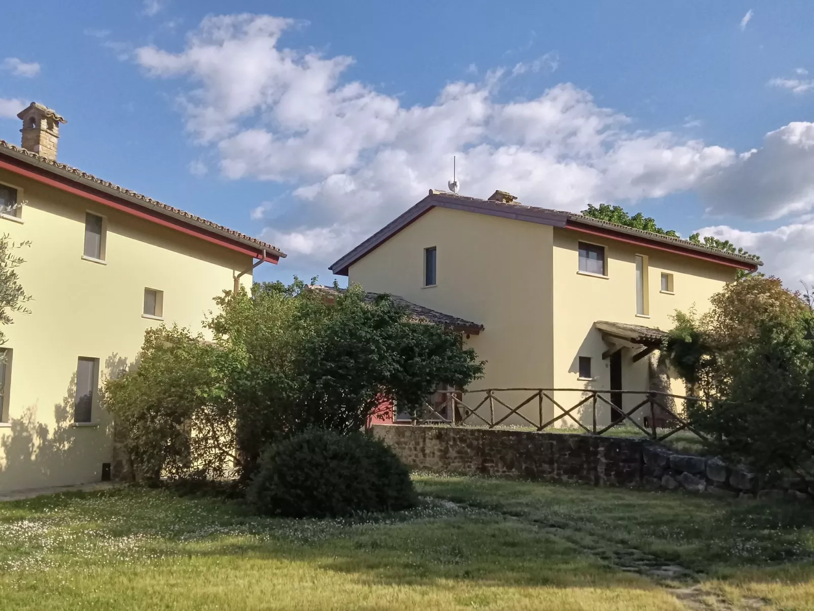 Wohnung "Glicine"-Dehors