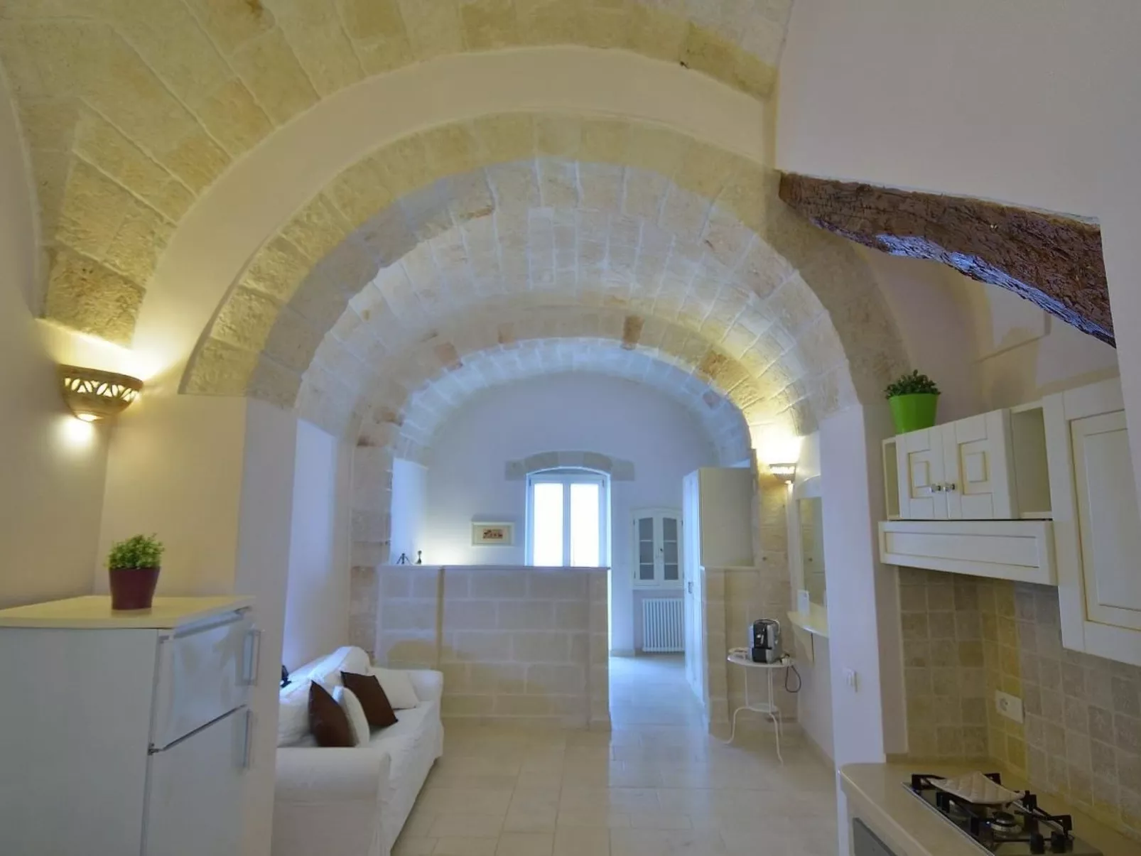 Dimora Leoci-Image-tags.info