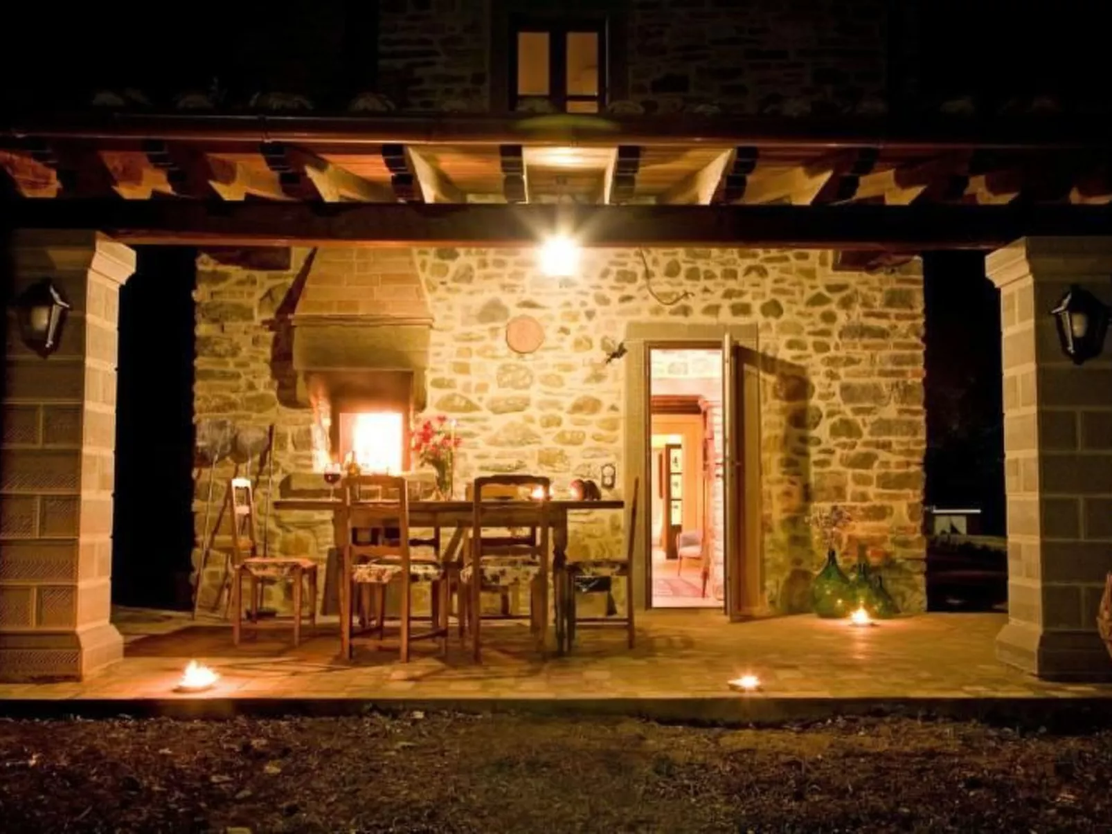 Villa Liz' Anwesen mit privatem Pool-Outside