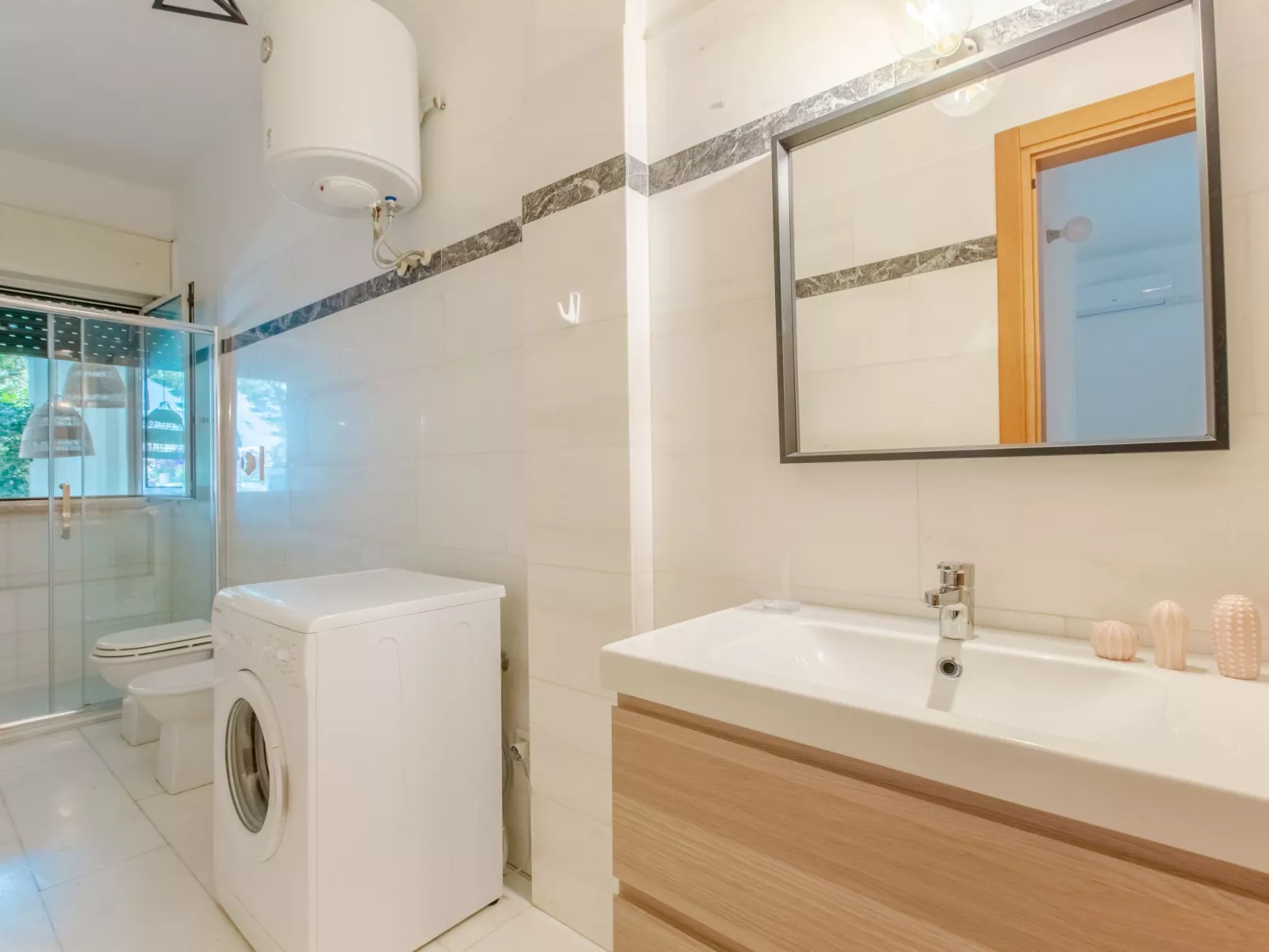 Villa Talise-Drinnen