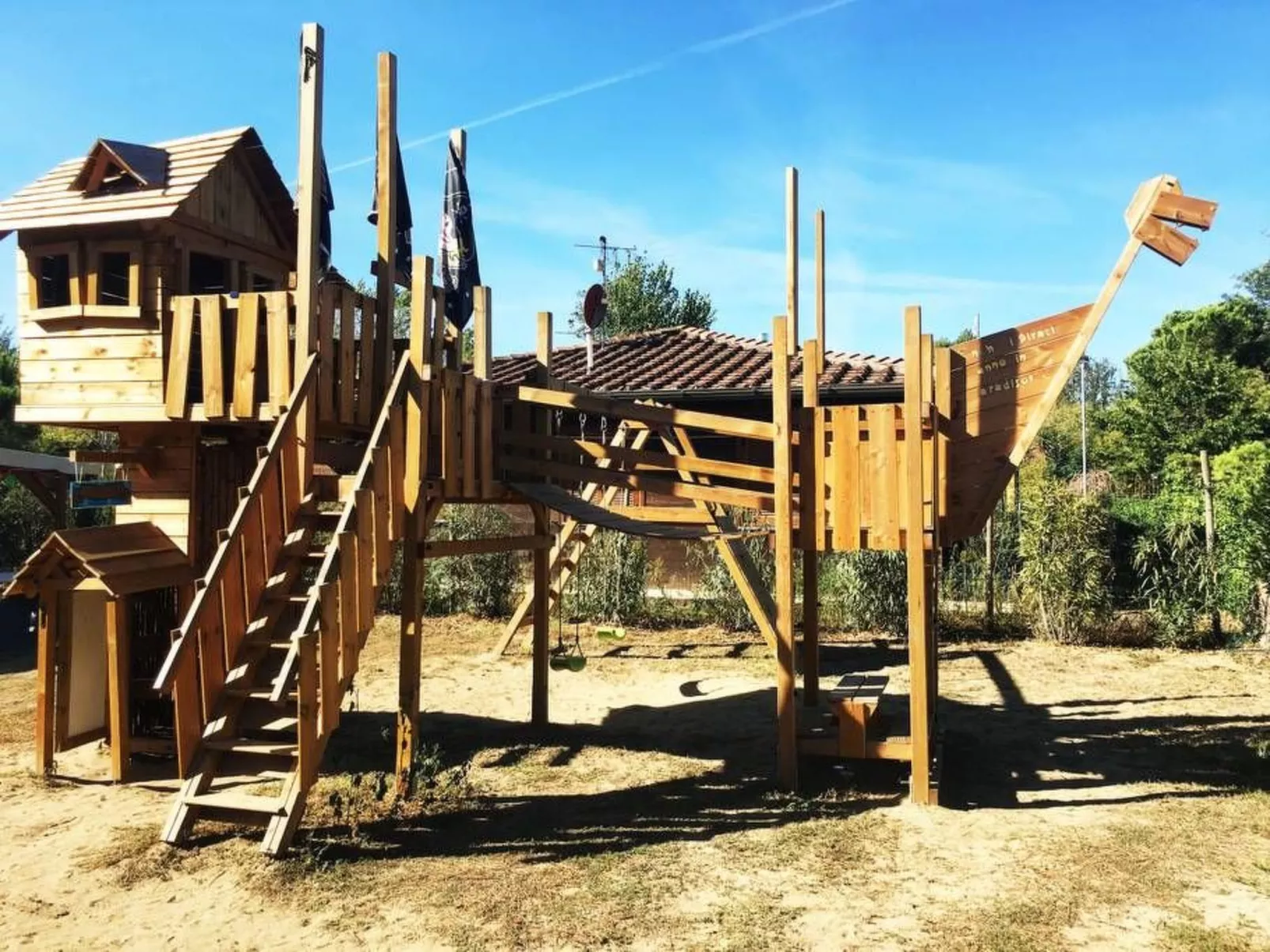 Mobilheim am Meer in der Toskana in der Nähe von Pisa, Lucca-Draußen