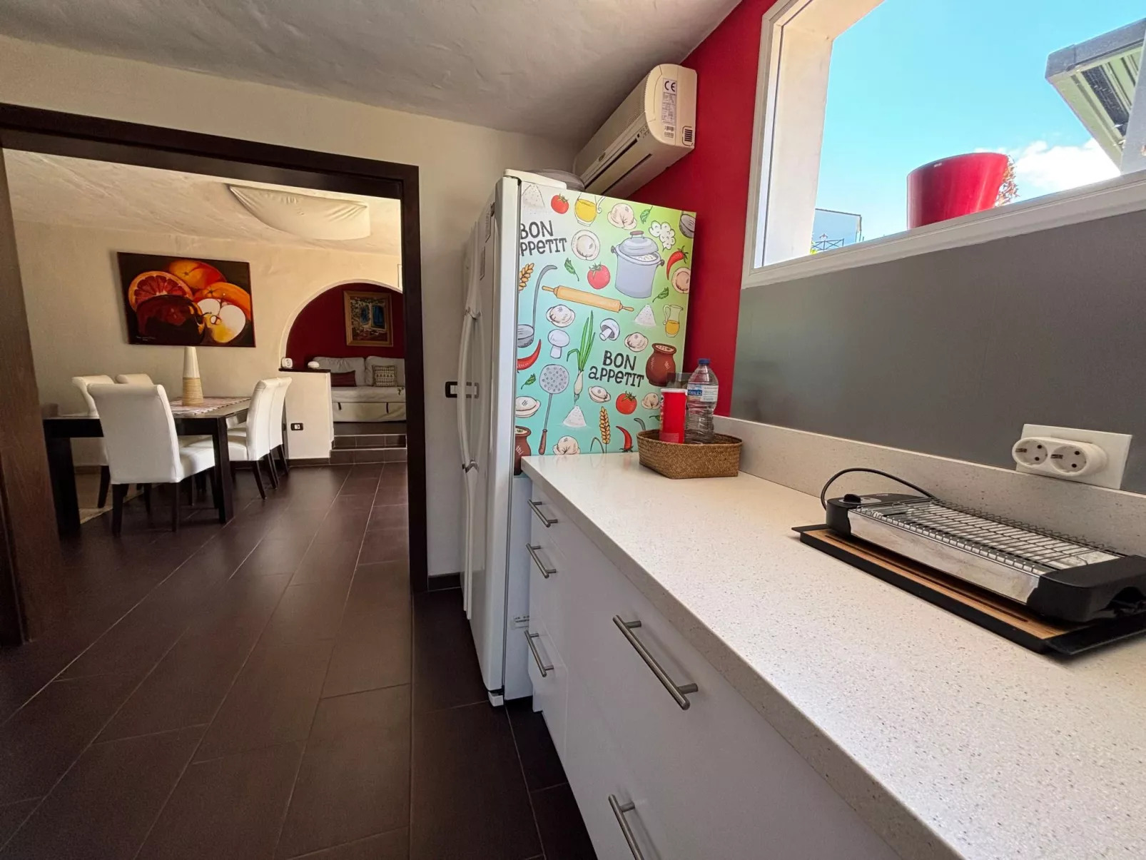 Haus mit beheiztem Schwimmbad, Berg- und Meerbli-Dedans