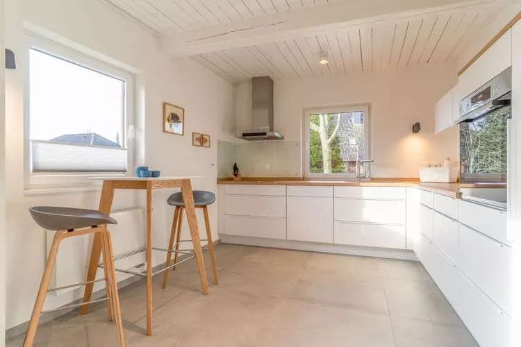 Seapoint-Kitchen