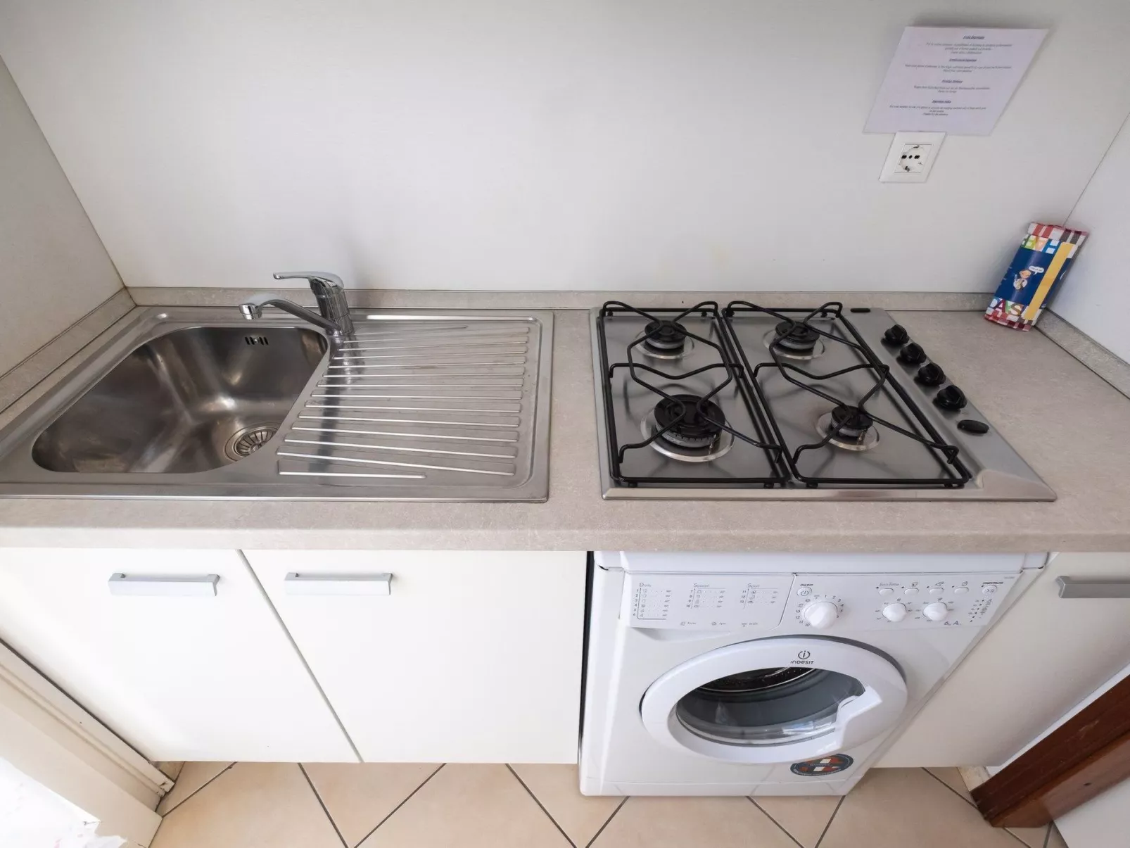 VILLA AZZURRA 1°-Drinnen