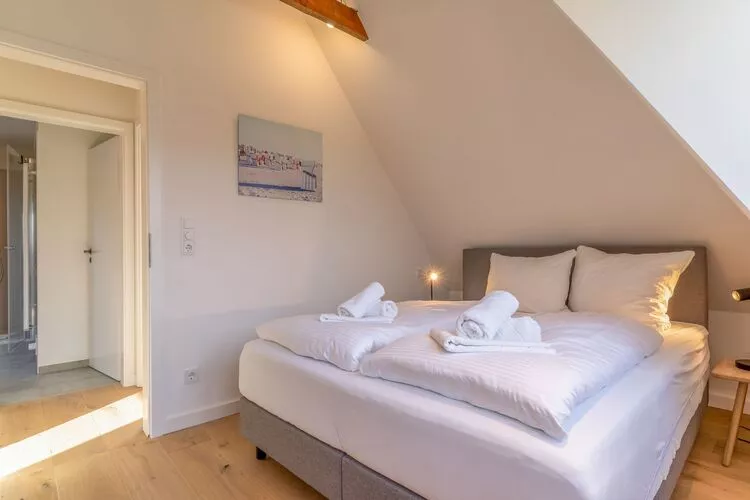 Seapoint-Bedroom