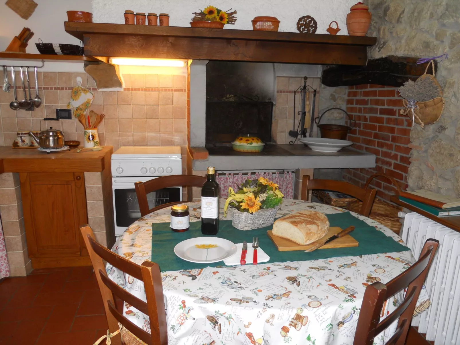 Bauernhaus Biancospino-Drinnen