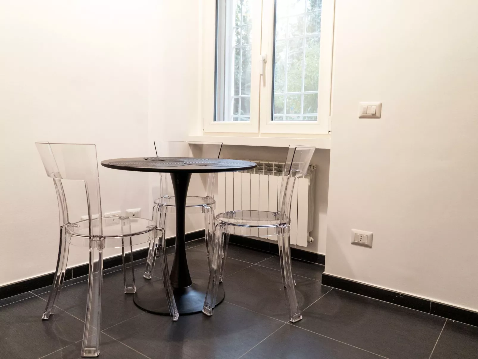 Wohnung 'Danke Vatikan'-Image-tags.info