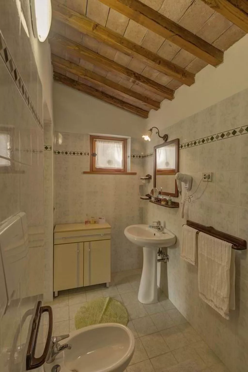 'Donatello leccino'-Inside