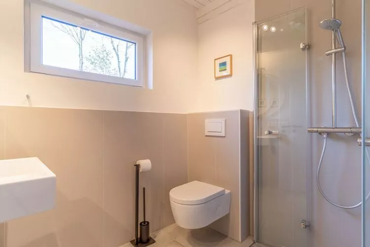 Seapoint-Bathroom