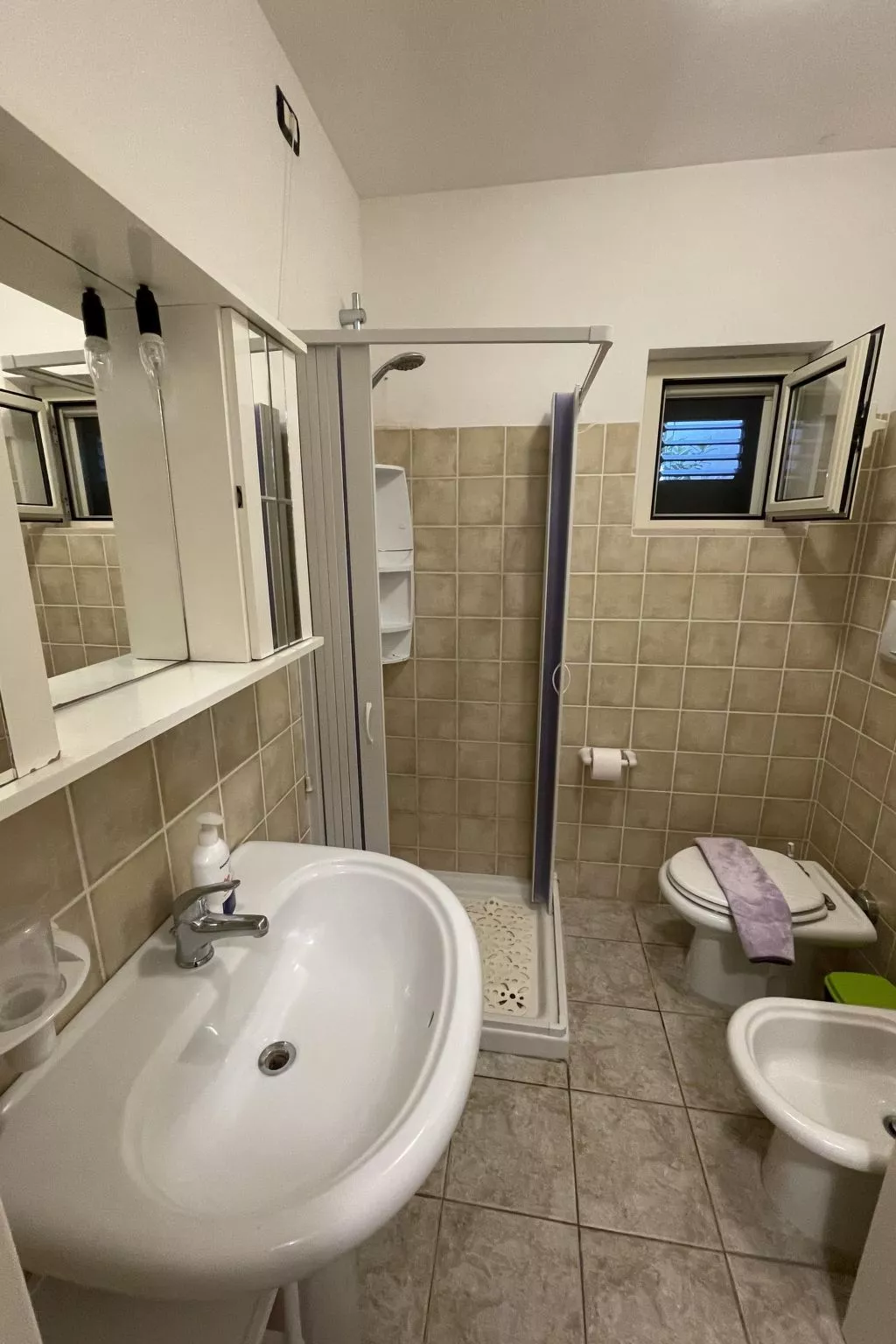 'Carla Gold' mit Wallbox-Image-tags.info