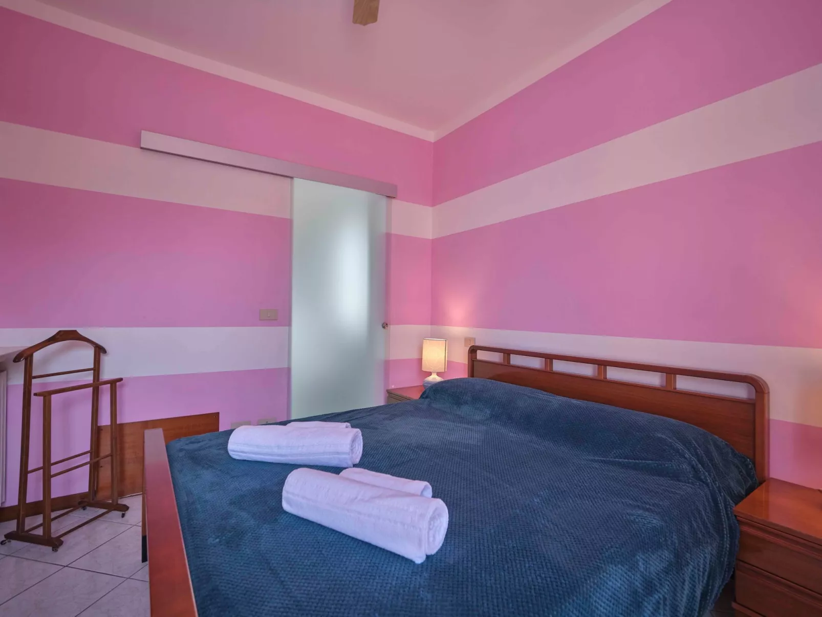 Mit Seeblick und privatem Garten-Inside