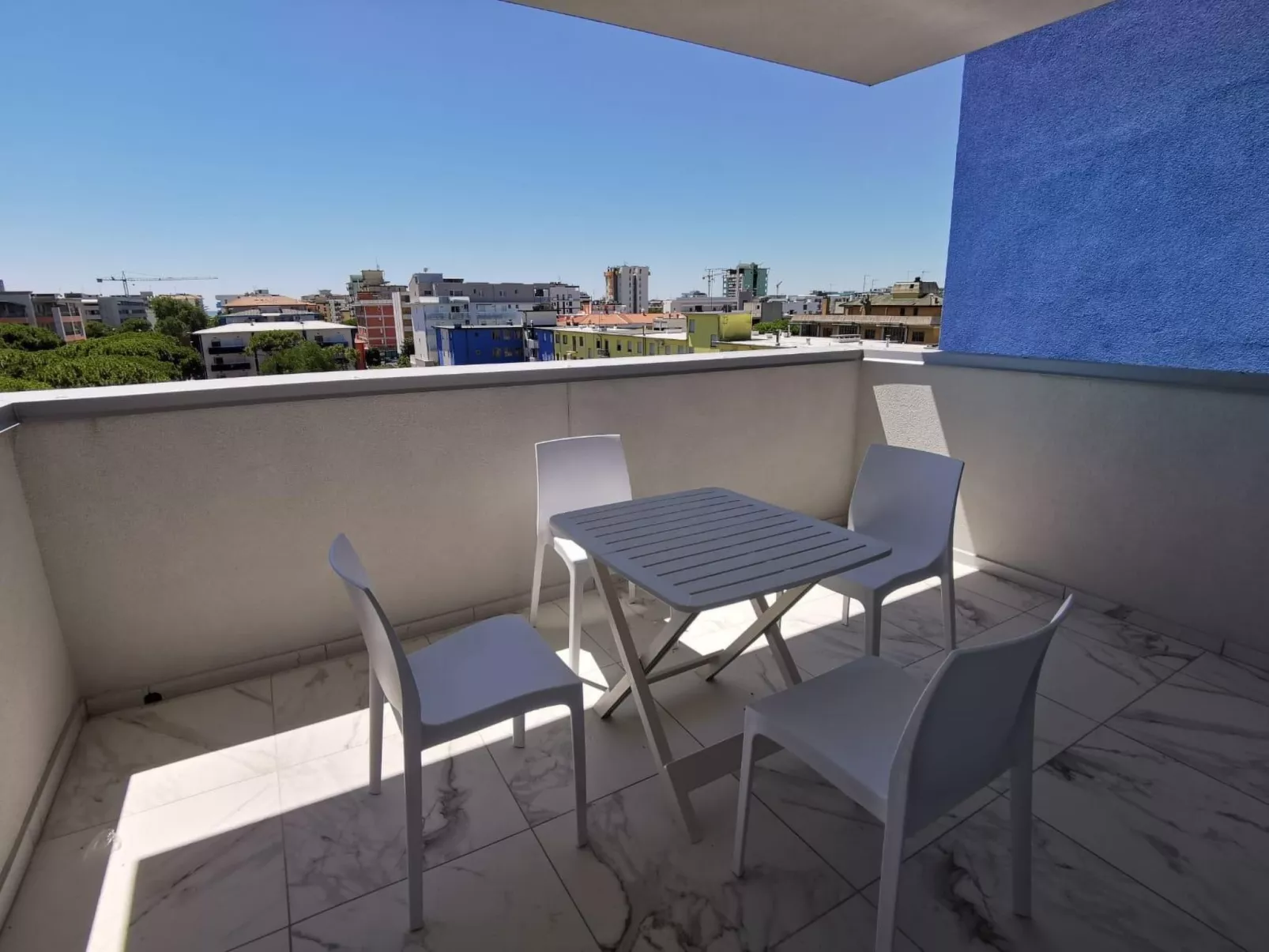 Ein-Zimmer-Wohnung "Saturnotel 503-Draußen