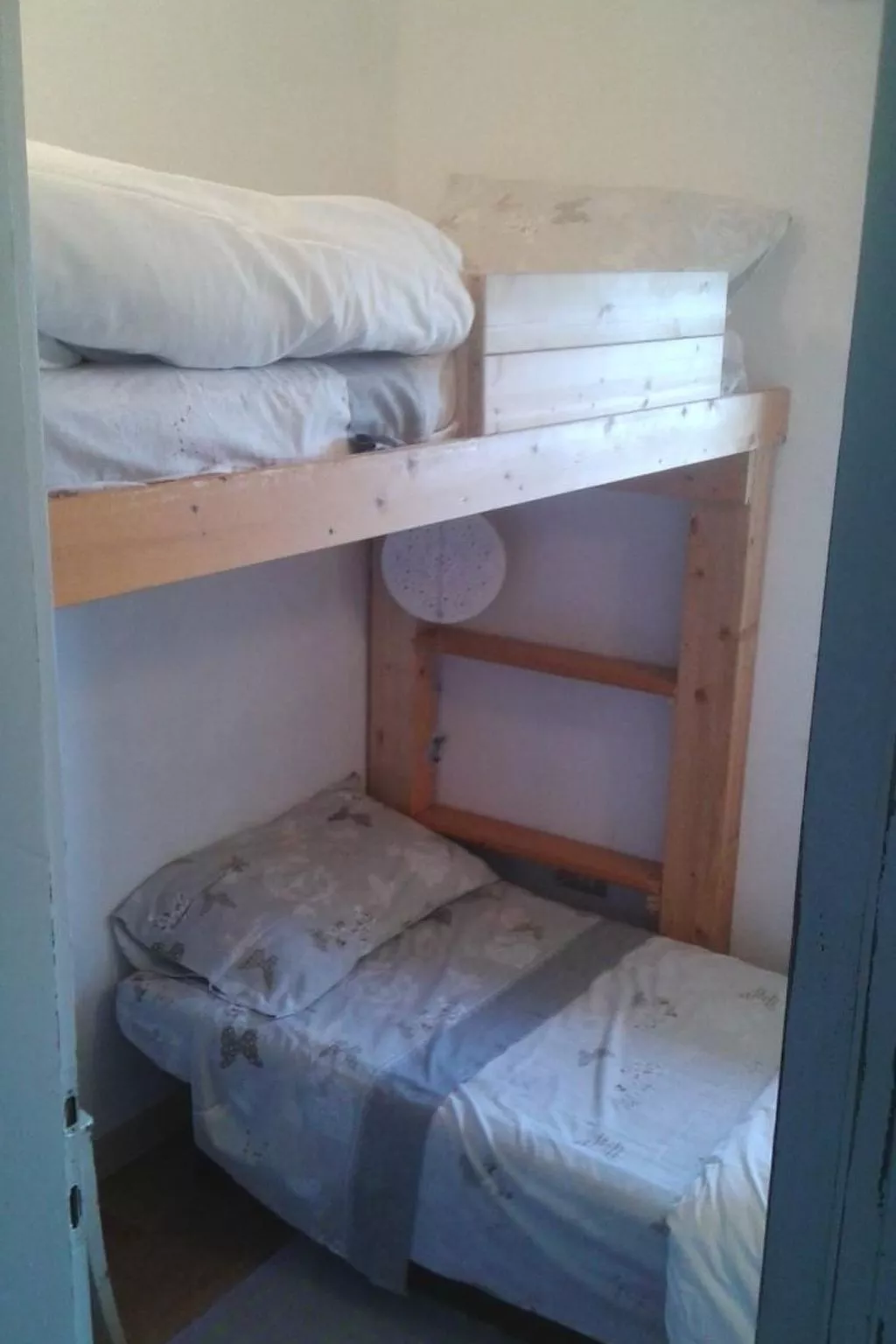 In Panoramalage in Solto Collina-Dedans