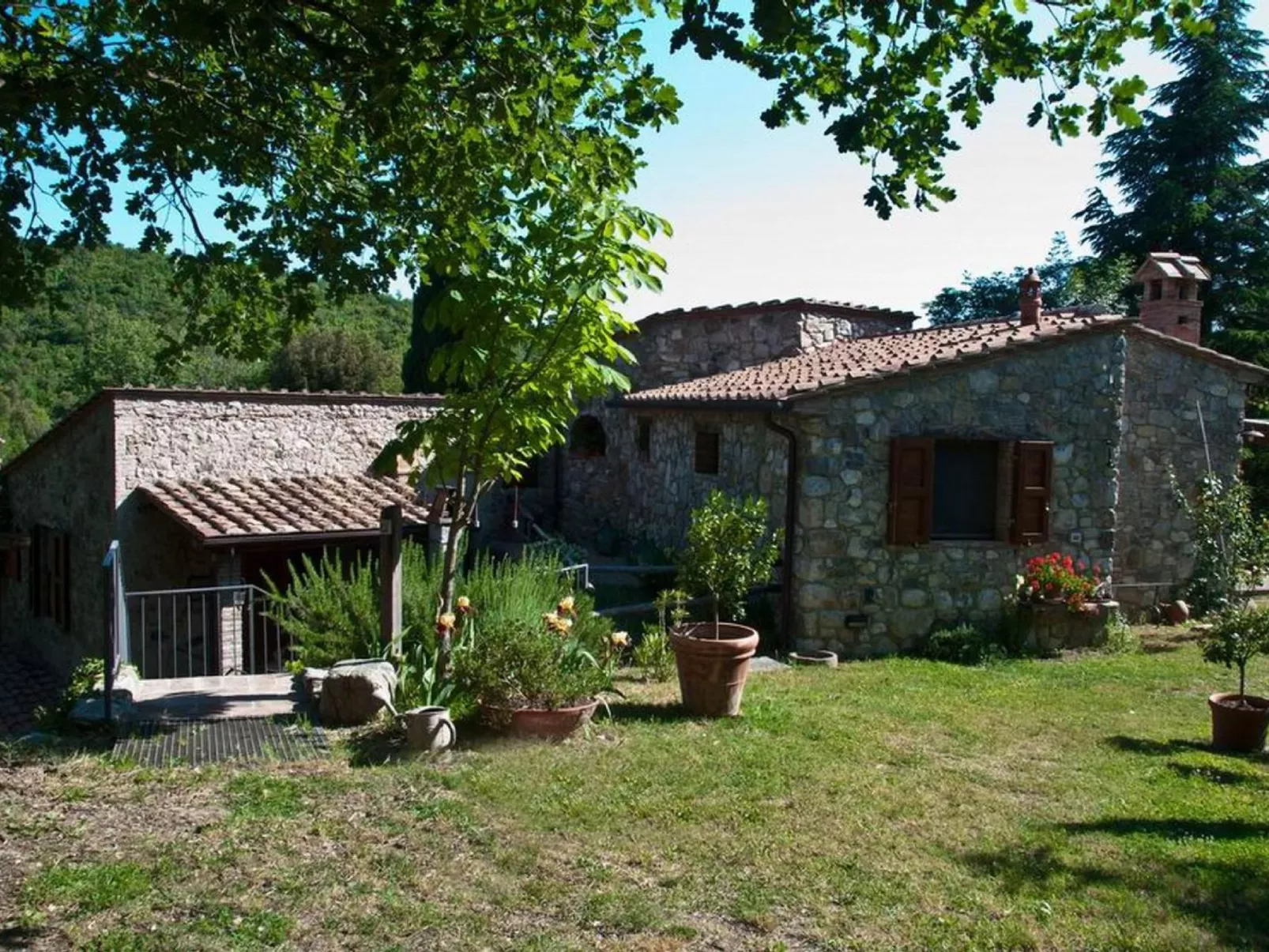 Molino-Studio-Outside