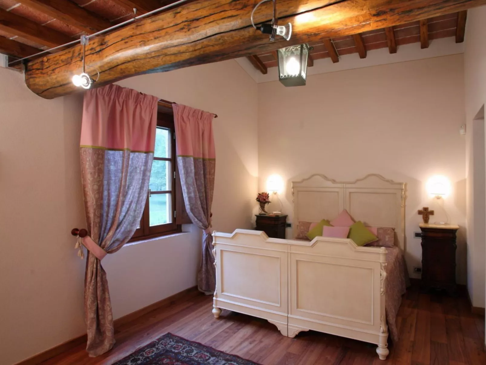 Villa mit privatem Pool und Wellnessbereich-Inside