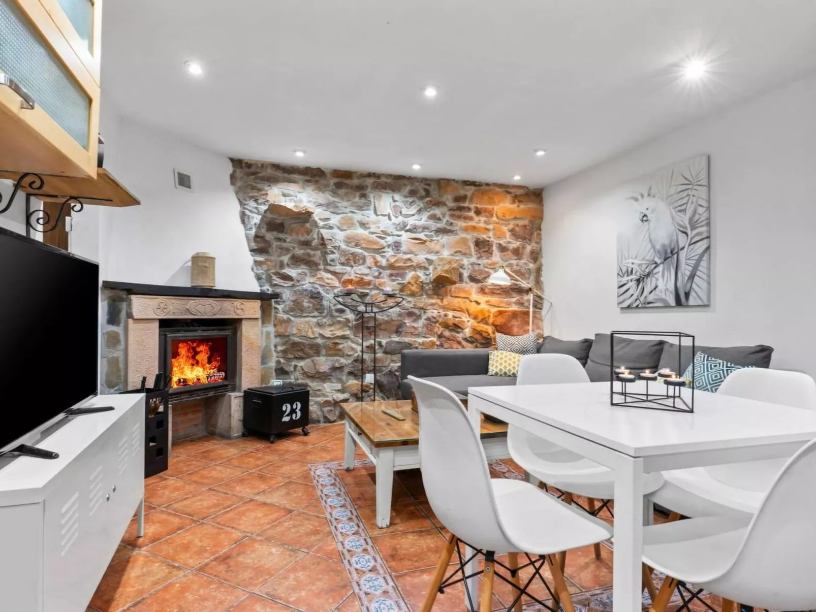 Jacuzzi, Kamin, Grill und spektakuläre Aussicht-Image-tags.info