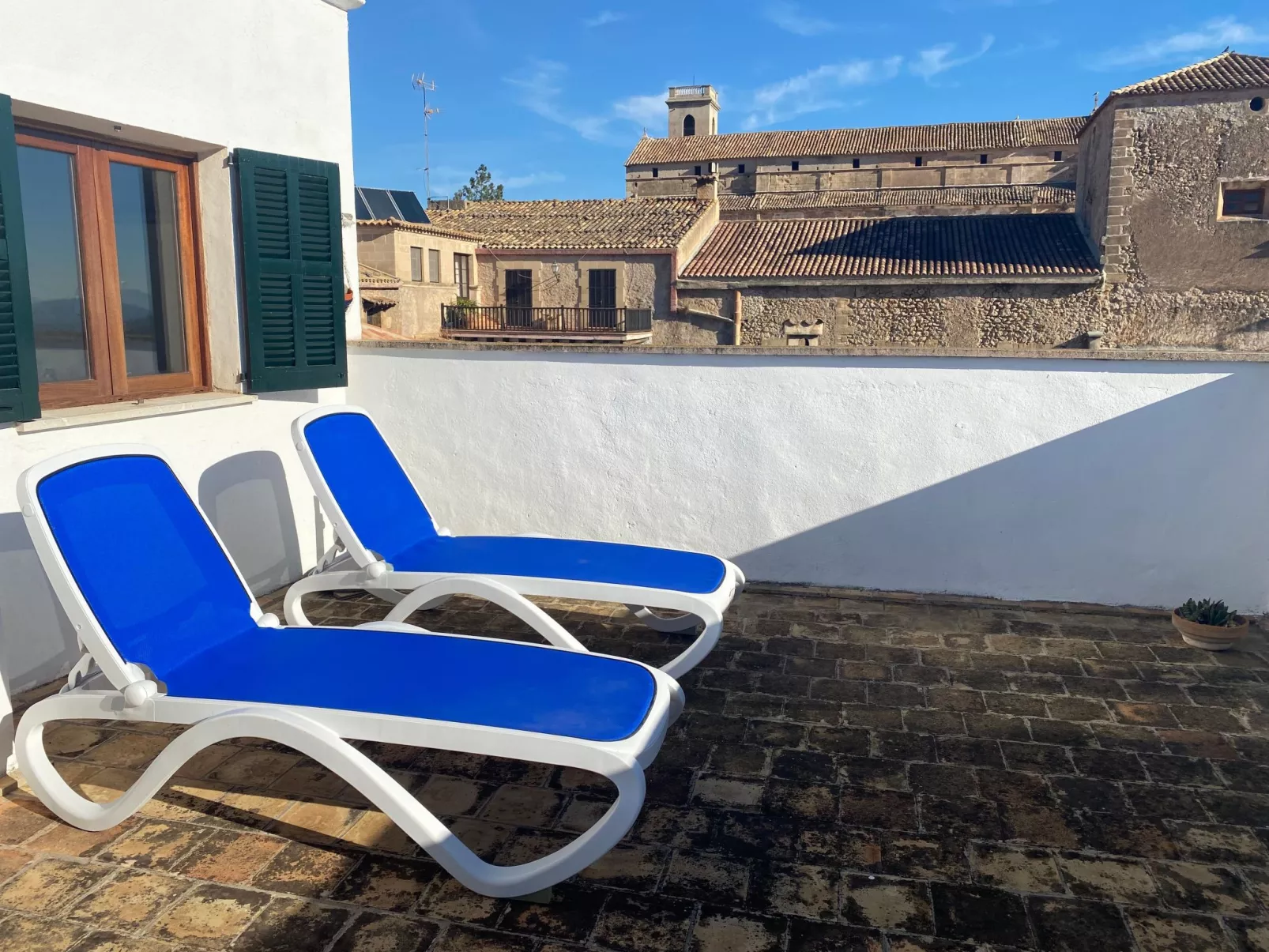 "Casa Nuria" mit Terrasse-Image-tags.info