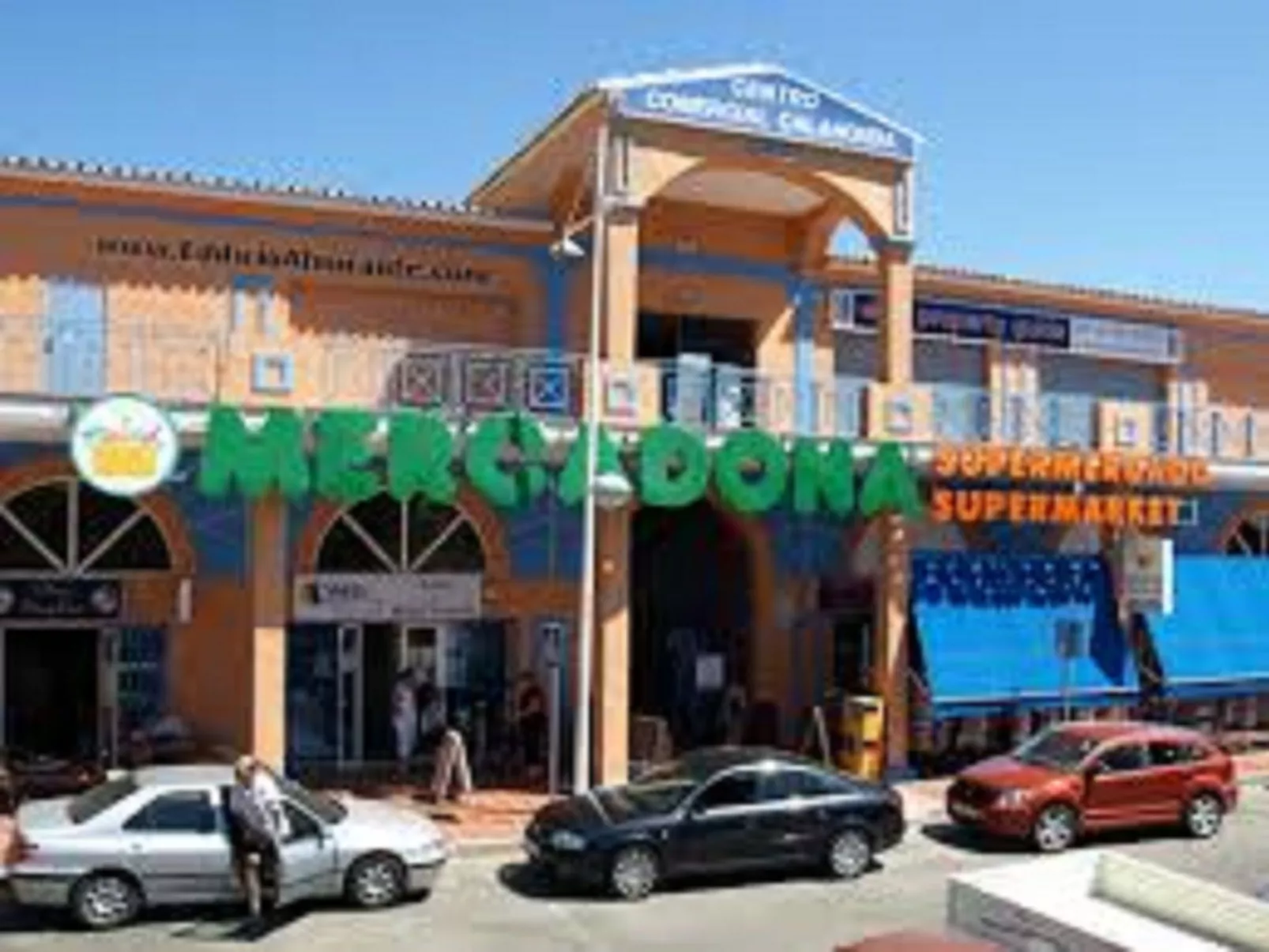 Wunderschöne Ferienwohnung in Las Lagunas De Mijas mit Möblierter Terrasse-Outside