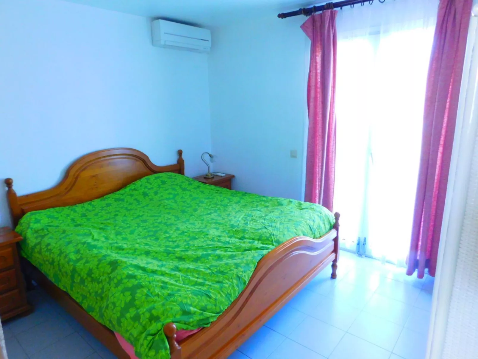 Ferienvermietung Penthouse mit schöner Terrasse 200m vom Strand Salatar, Roses-Image-tags.info