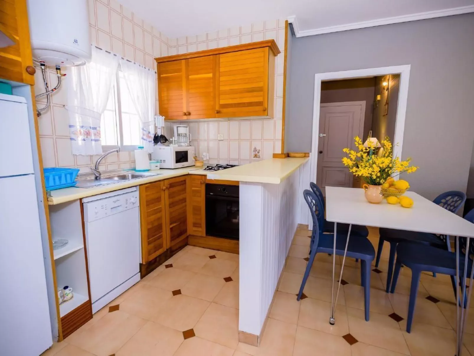 "Limonka" mit eigener Terrasse-Dedans