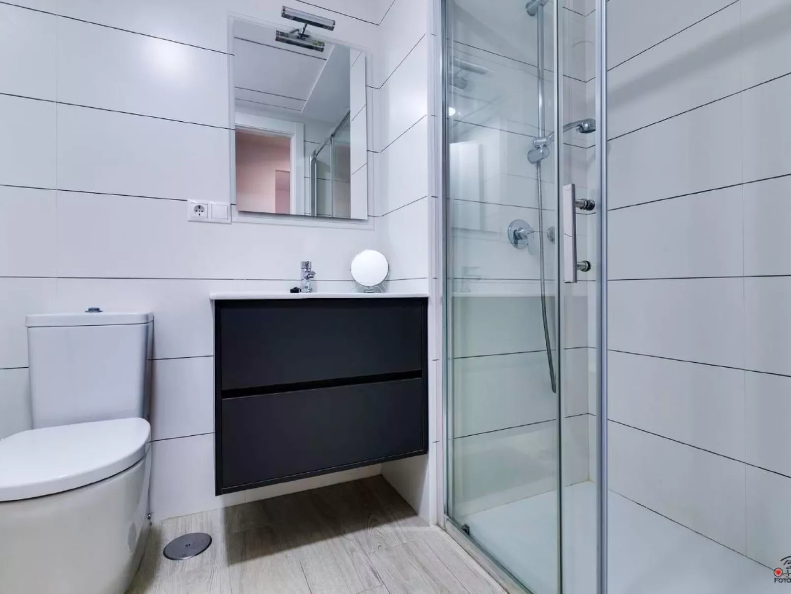 "Pinada Beach" mit Schwimmbad-Dedans