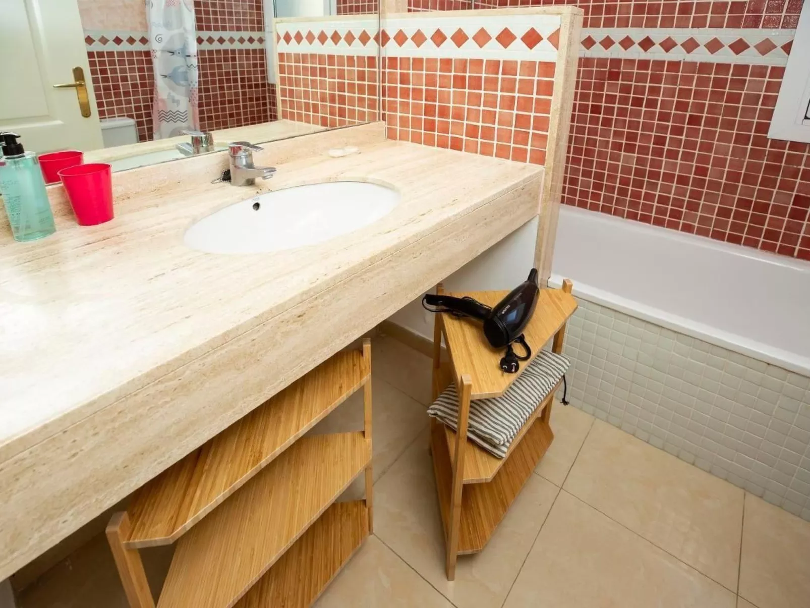 Ferranelles mit großer Terrasse-Inside