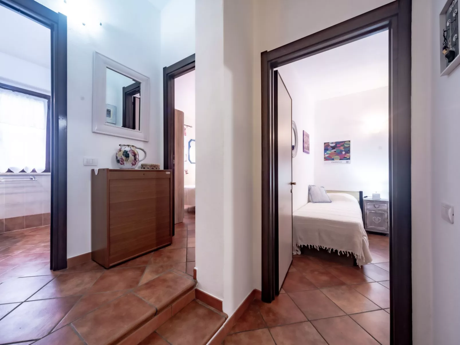 Haus in Costa Rei mit Terrasse, Garten und Grill-Dedans