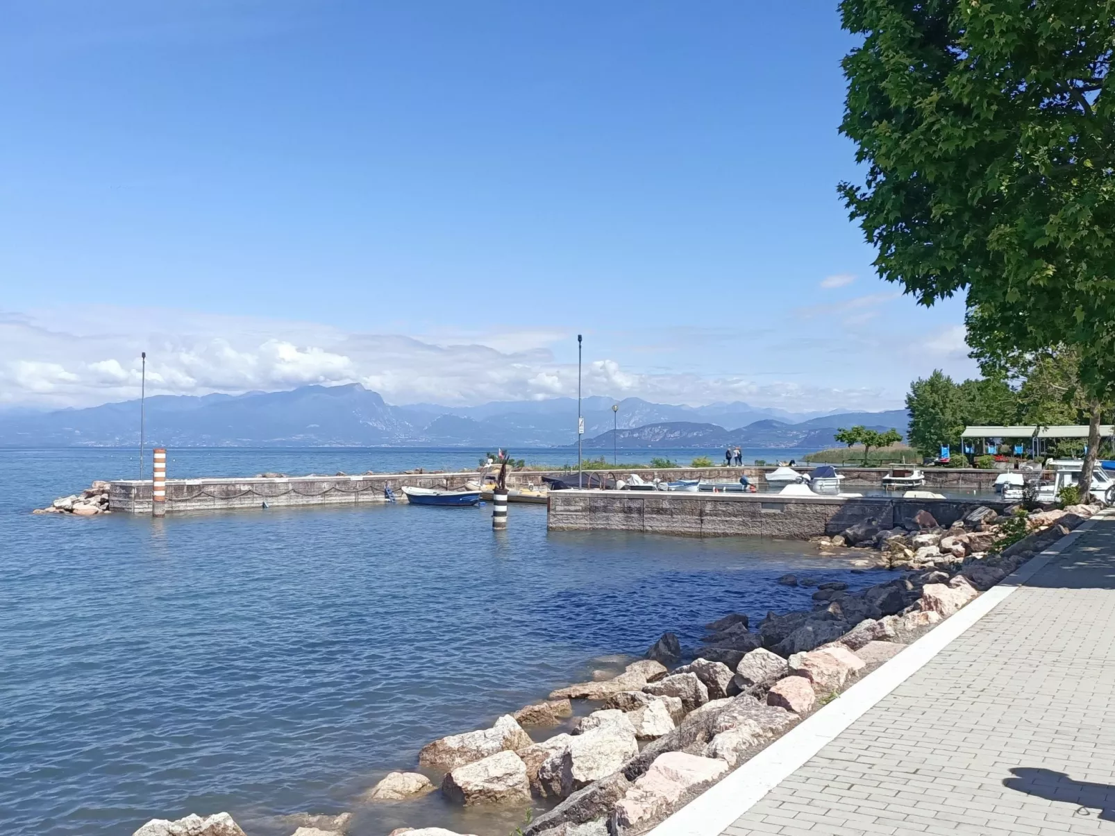 Gardaland bei Holiday World-Draußen