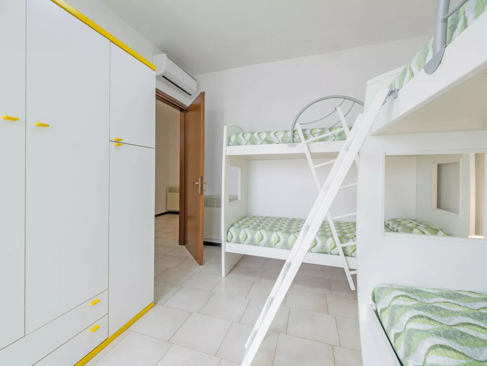 Casa Ruby - Geräumige Wohnung mit Pool-Image-tags.info