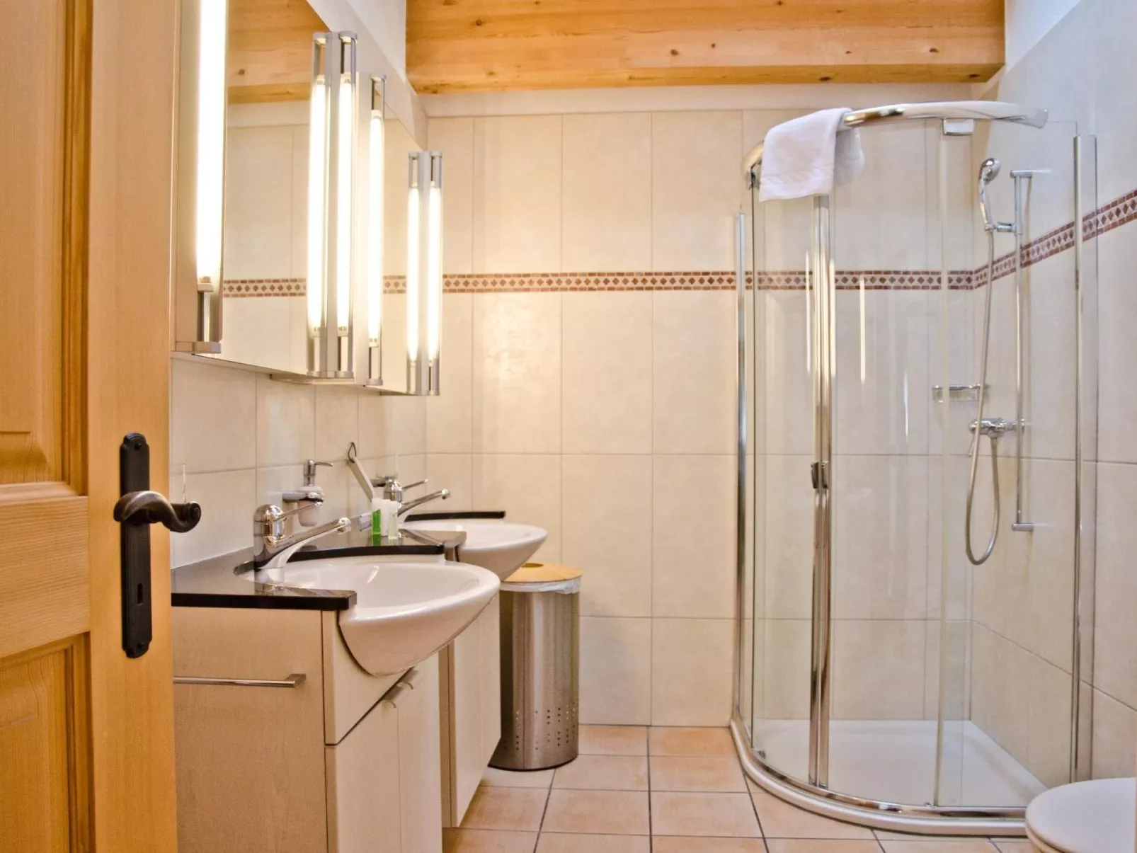 Apartment Brunnen-Inside