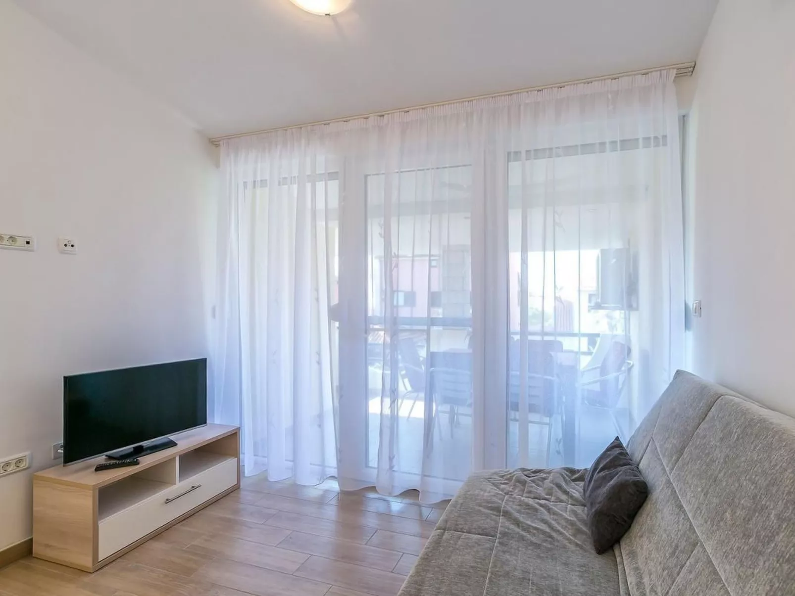 Für 5 Personen ca. 50 m&sup2; in Medulin, Istrien (Medulin und Umgebung)-Dedans