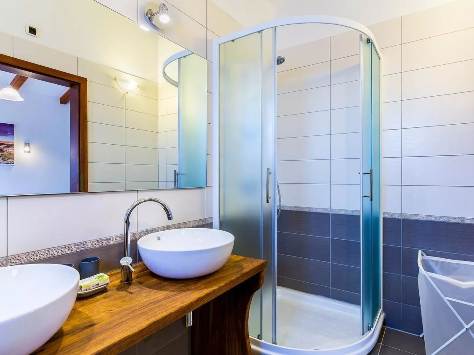 Ferienvilla "Vanja" mit privatem Pool-Drinnen