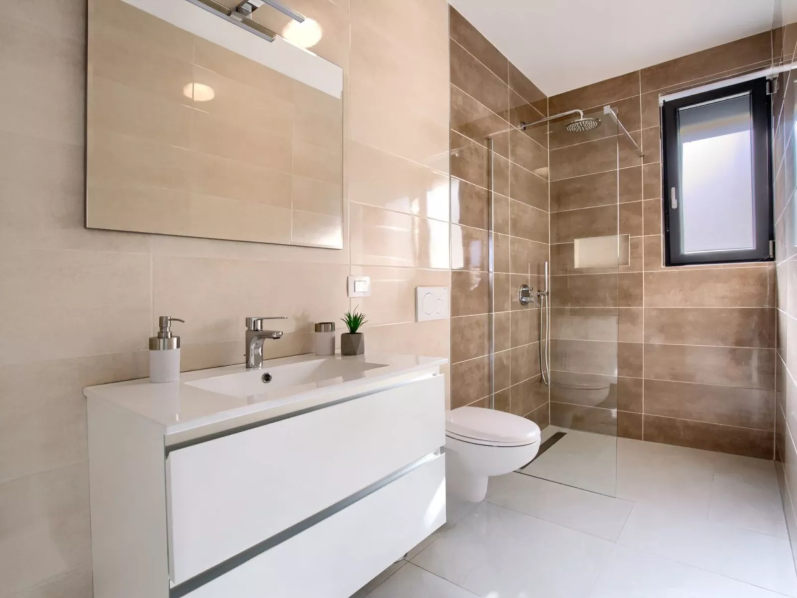 Villa Delfin mit Pool-Dedans