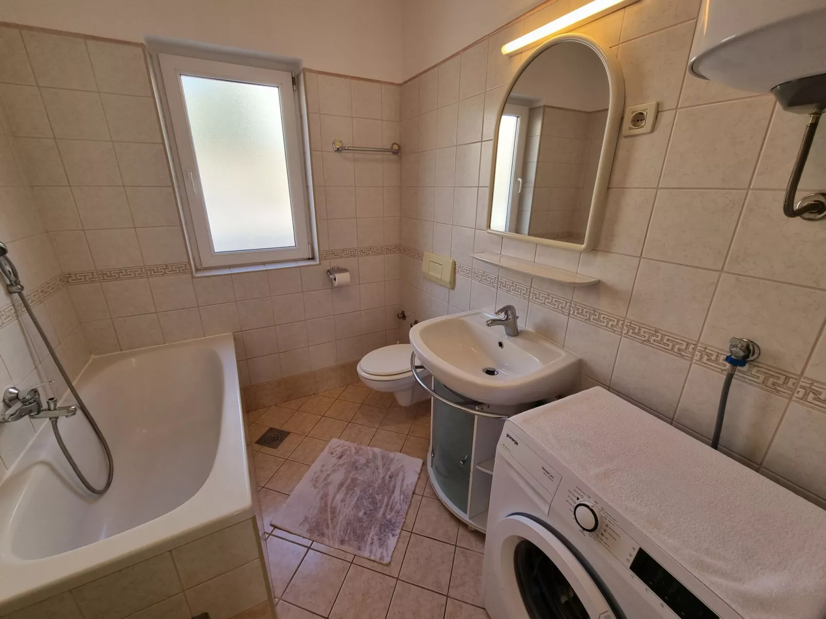 Wohnung in Crikvenica mit Balkon-Drinnen