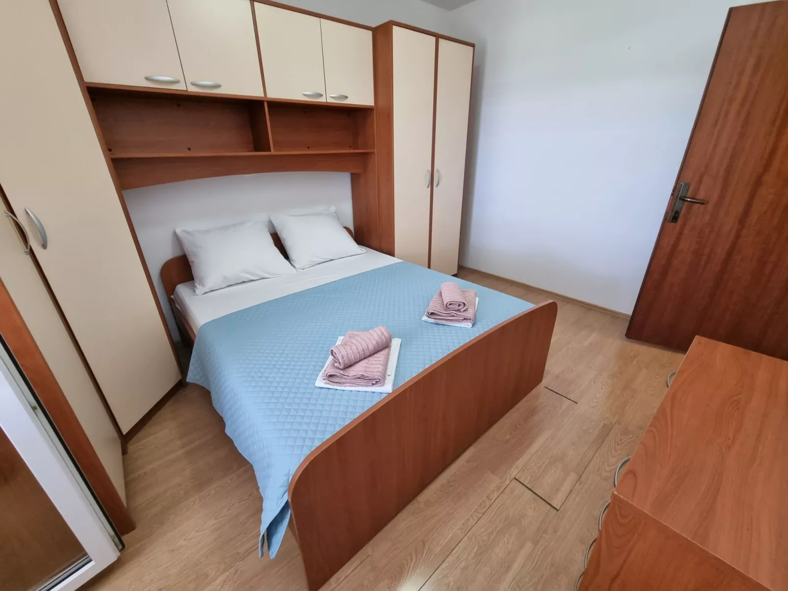 Wohnung mit Terrasse und Meerblick-Dedans