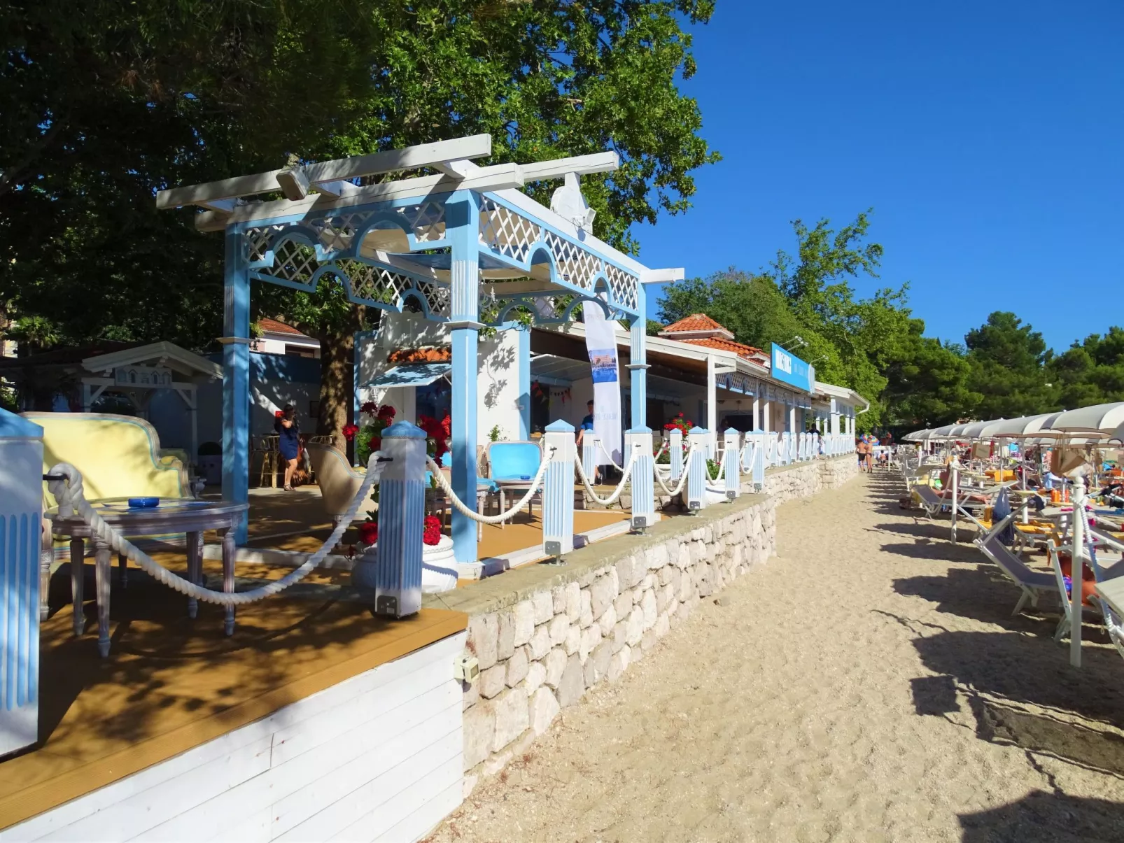 Wohnung mit Balkon und Meerblick-Outside