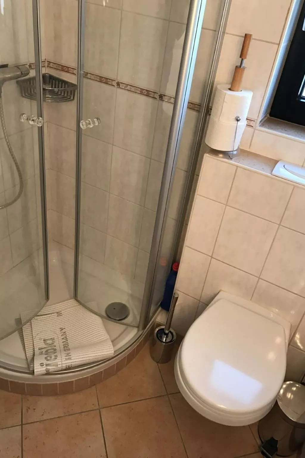 E13 Ferienhaus mit Garten, Terrasse und Deichbli-Inside