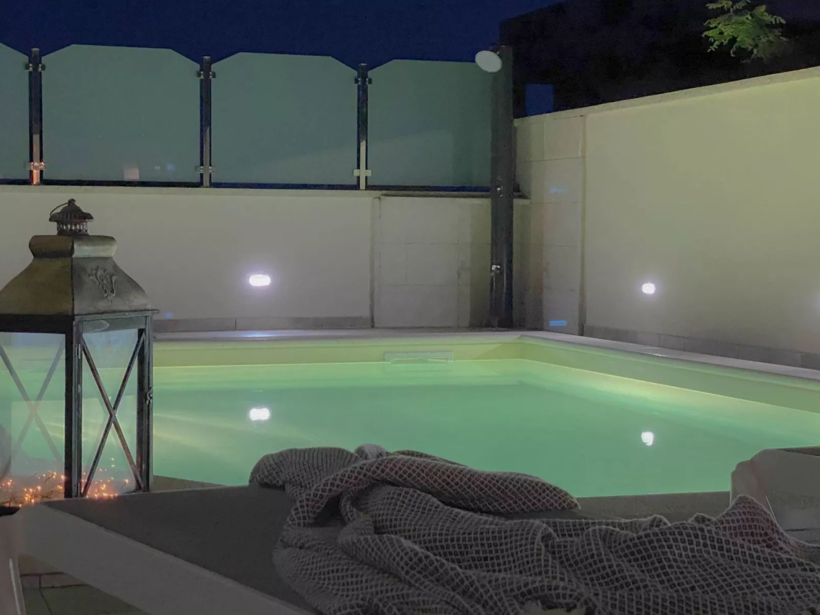 Mit Privatpool für 6 Personen ca. 105 m&sup2; in Bužinija, Adriaküste Kroatien-Image-tags.info