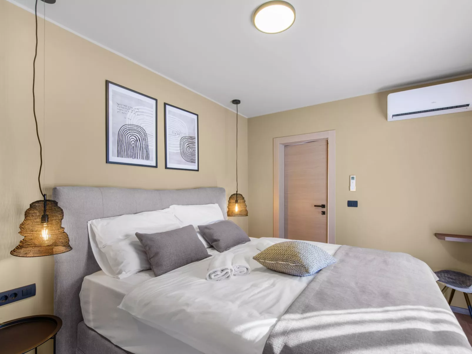 Quercus Village APP 10 mit privatem Pool-Drinnen